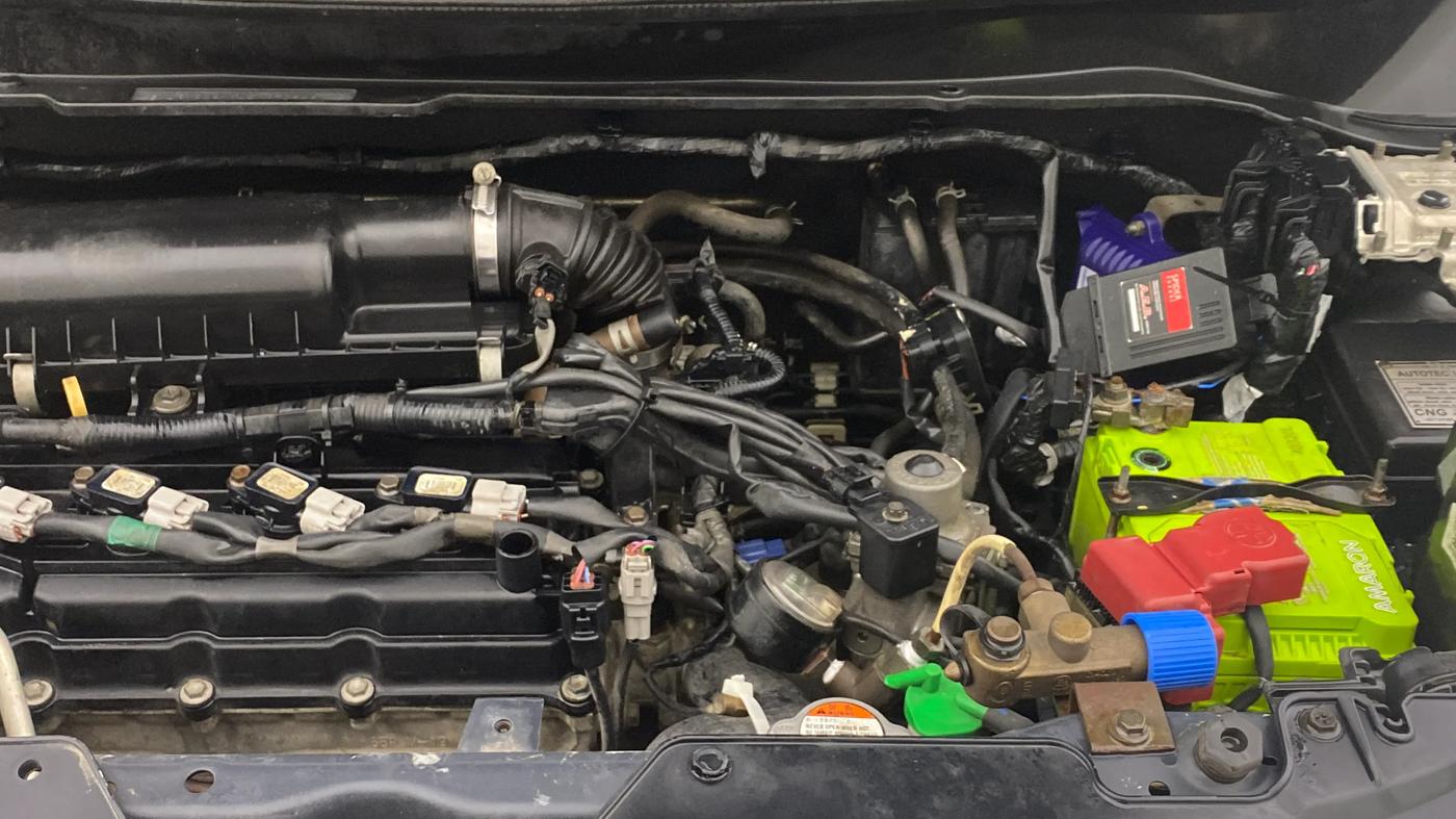 2017 Maruti IGNIS ZETA 1.2 AMT, CNG, Automatic, 1,00,735 km, Engine View - Left
