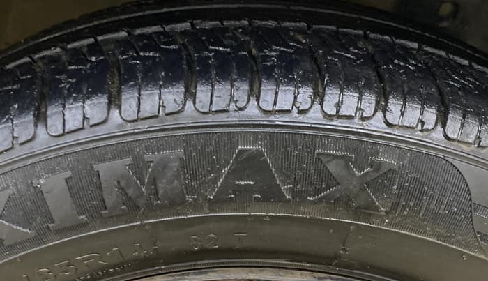 2014 Honda Amaze 1.5L I-DTEC S, Diesel, Manual, 1,40,104 km, Right Front Tyre Tread