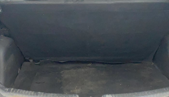 2015 Hyundai Grand i10 ASTA (O) 1.2 KAPPA VTVT, Petrol, Manual, 90,736 km, Boot Inside