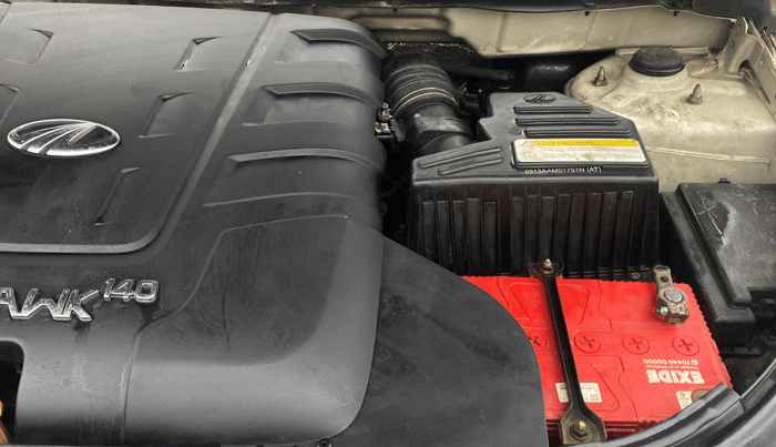 2017 Mahindra XUV500 W9 AT, Diesel, Automatic, 49,973 km, Engine View - Left