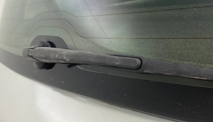 2014 Maruti Swift ZXI, Petrol, Manual, 1,01,773 km, Rear Wiper