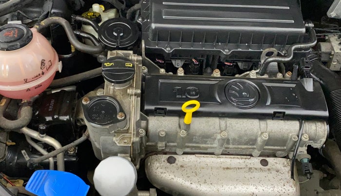 2018 Skoda Rapid AMBITION 1.6 MPI MT, Petrol, Manual, 28,306 km, Engine View - Right