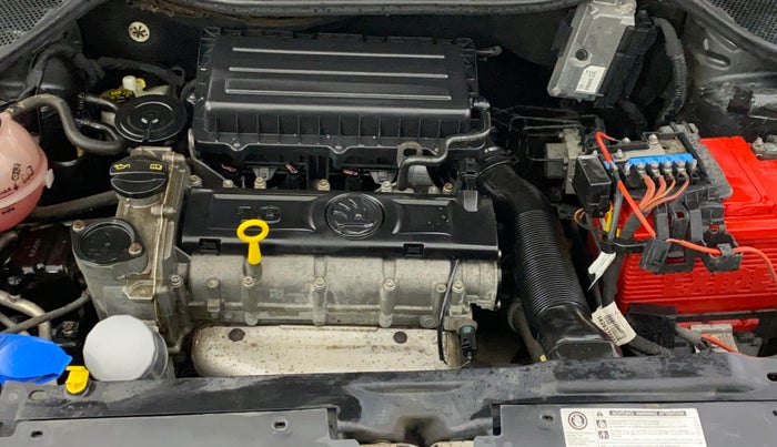 2018 Skoda Rapid AMBITION 1.6 MPI MT, Petrol, Manual, 28,306 km, Engine View