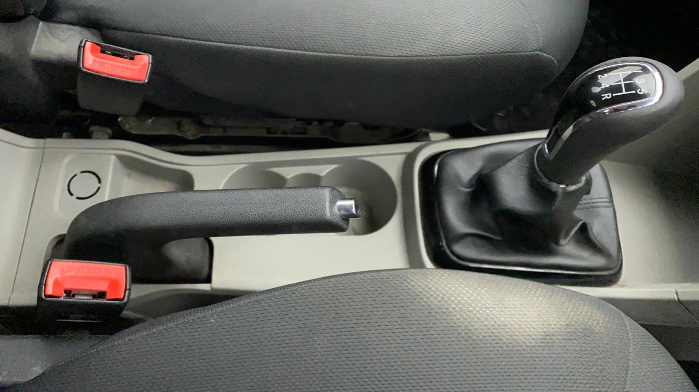 2018 Tata Tiago XZ PETROL, Petrol, Manual, 63,363 km, Gear Lever
