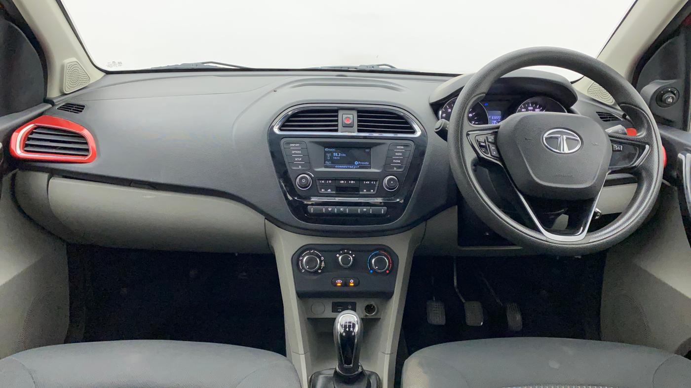 2018 Tata Tiago XZ PETROL, Petrol, Manual, 63,363 km, Dashboard