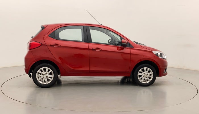 2018 Tata Tiago XZ PETROL, Petrol, Manual, 63,363 km, Right Side View