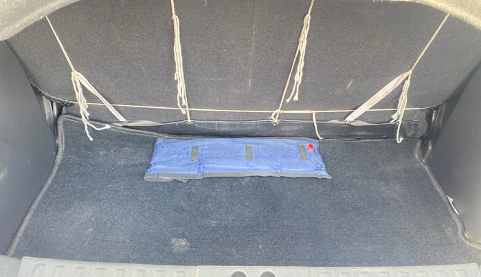 2020 Ford New Figo TITANIUM 1.2 PETROL MT, Petrol, Manual, 87,645 km, Boot Inside