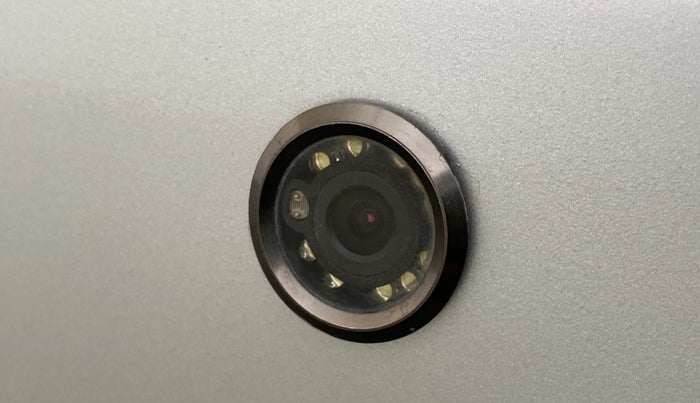 2016 Maruti Ertiga VXI AT, Petrol, Automatic, 71,206 km, Parking Camera