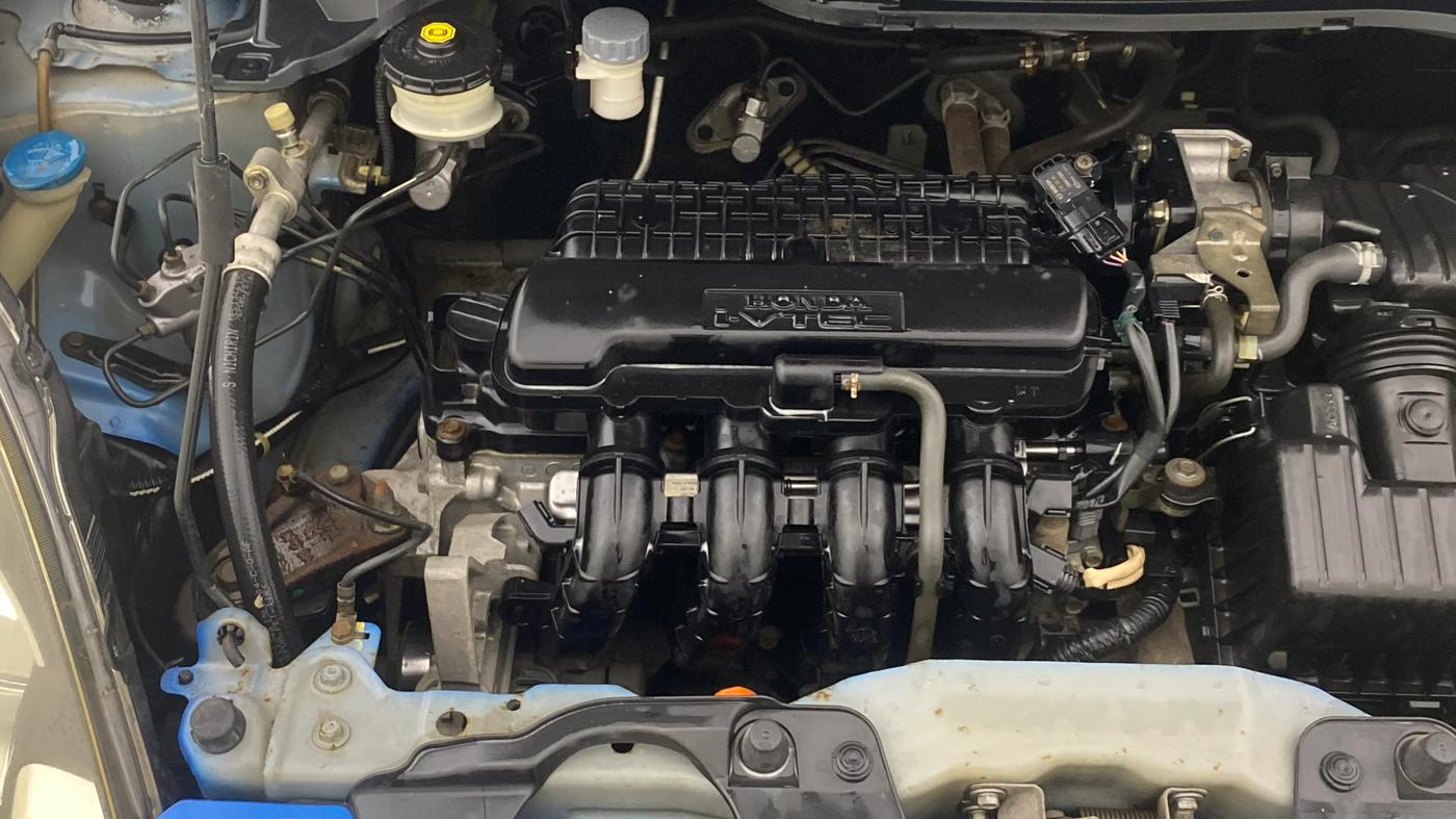 2013 Honda Brio S MT, Petrol, Manual, 90,117 km, Engine View - Right