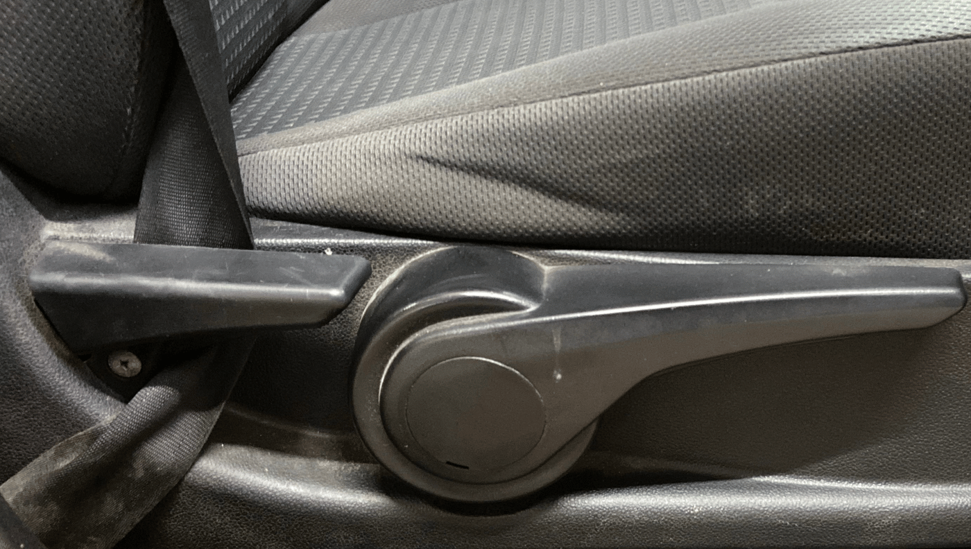 2017 Tata Tiago XZ PETROL, Petrol, Manual, 77,725 km, Driver Side Adjustment Panel
