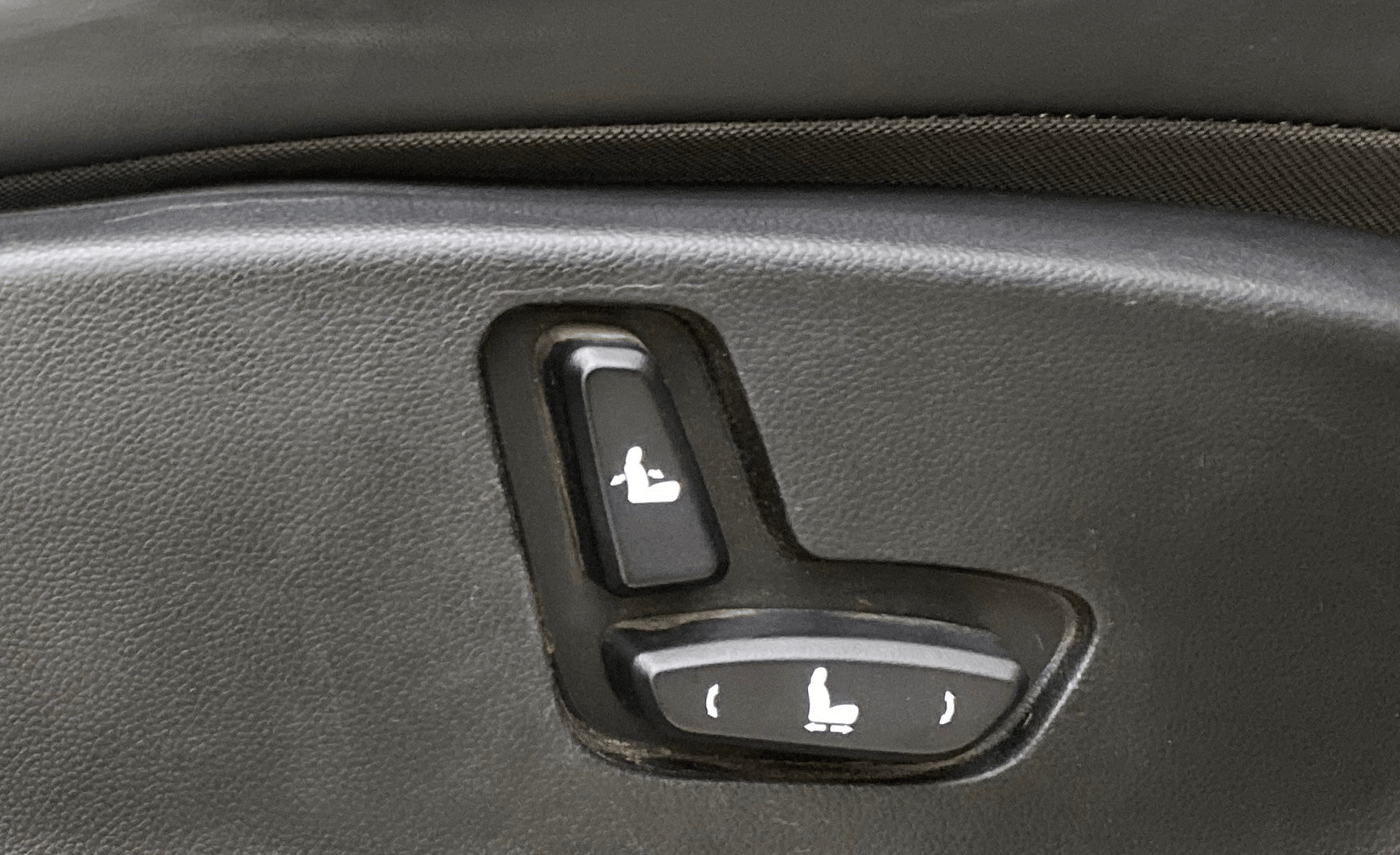 2023 MG HECTOR SHARP 2.0 DIESEL DUAL TONE, Diesel, Manual, 53,103 km, Driver Side Adjustment Panel