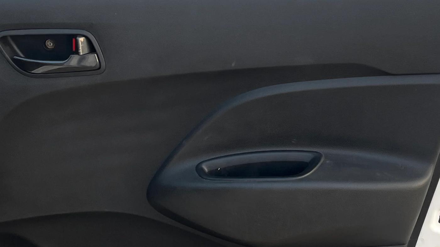 2019 Hyundai NEW SANTRO Sportz AMT SE, CNG, Automatic, 49,470 km, Driver Side Door Panels Control