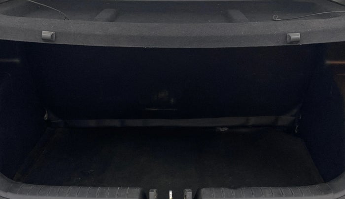 2020 Hyundai VENUE SX PLUS 1.0 TURBO DCT, Petrol, Automatic, 66,016 km, Boot Inside