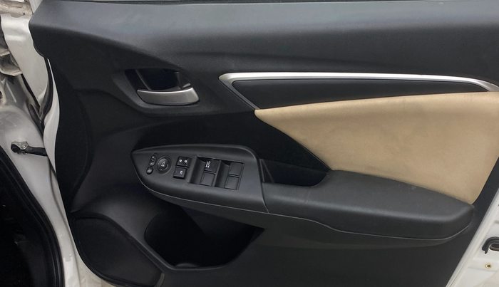 2021 Honda Jazz 1.2L I-VTEC ZX CVT, Petrol, Automatic, 96,218 km, Driver Side Door Panels Control