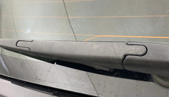 2024 Nissan MAGNITE Acenta B4D 1.0 Petrol MT, Petrol, Manual, 32,396 km, Rear Wiper