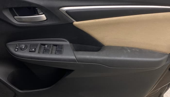 2018 Honda Jazz 1.5L I-DTEC V, Diesel, Manual, 59,090 km, Driver Side Door Panels Control