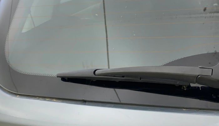 2022 Tata NEXON XZ PLUS SUNROOF DIESEL DUAL TONE, Diesel, Manual, 44,739 km, Rear Wiper