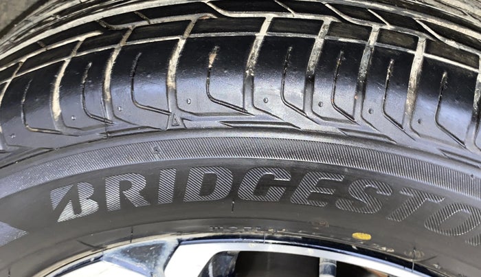 2022 Tata NEXON XZ PLUS SUNROOF DIESEL DUAL TONE, Diesel, Manual, 44,739 km, Left Front Tyre Tread