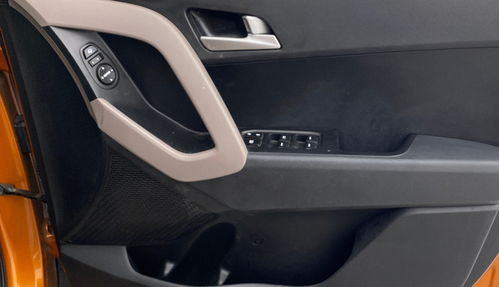 2018 Hyundai Creta SX AT 1.6 PETROL, Petrol, Automatic, 77,463 km, Driver Side Door Panels Control