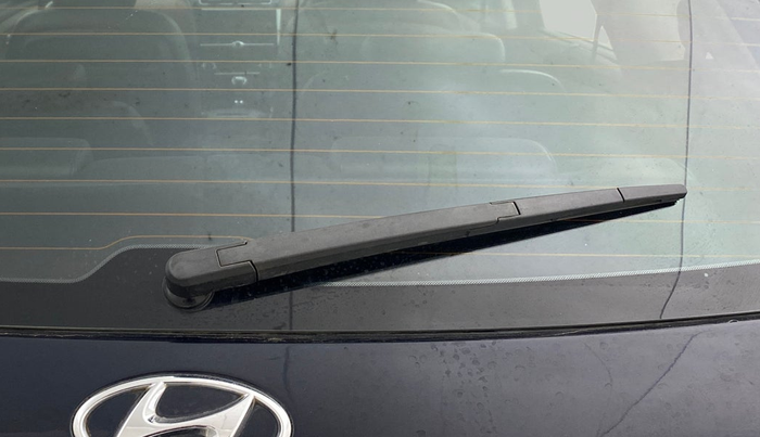 2022 Hyundai ALCAZAR 2.0 SIGNATURE MT 6STR, Petrol, Manual, 1,27,372 km, Rear Wiper