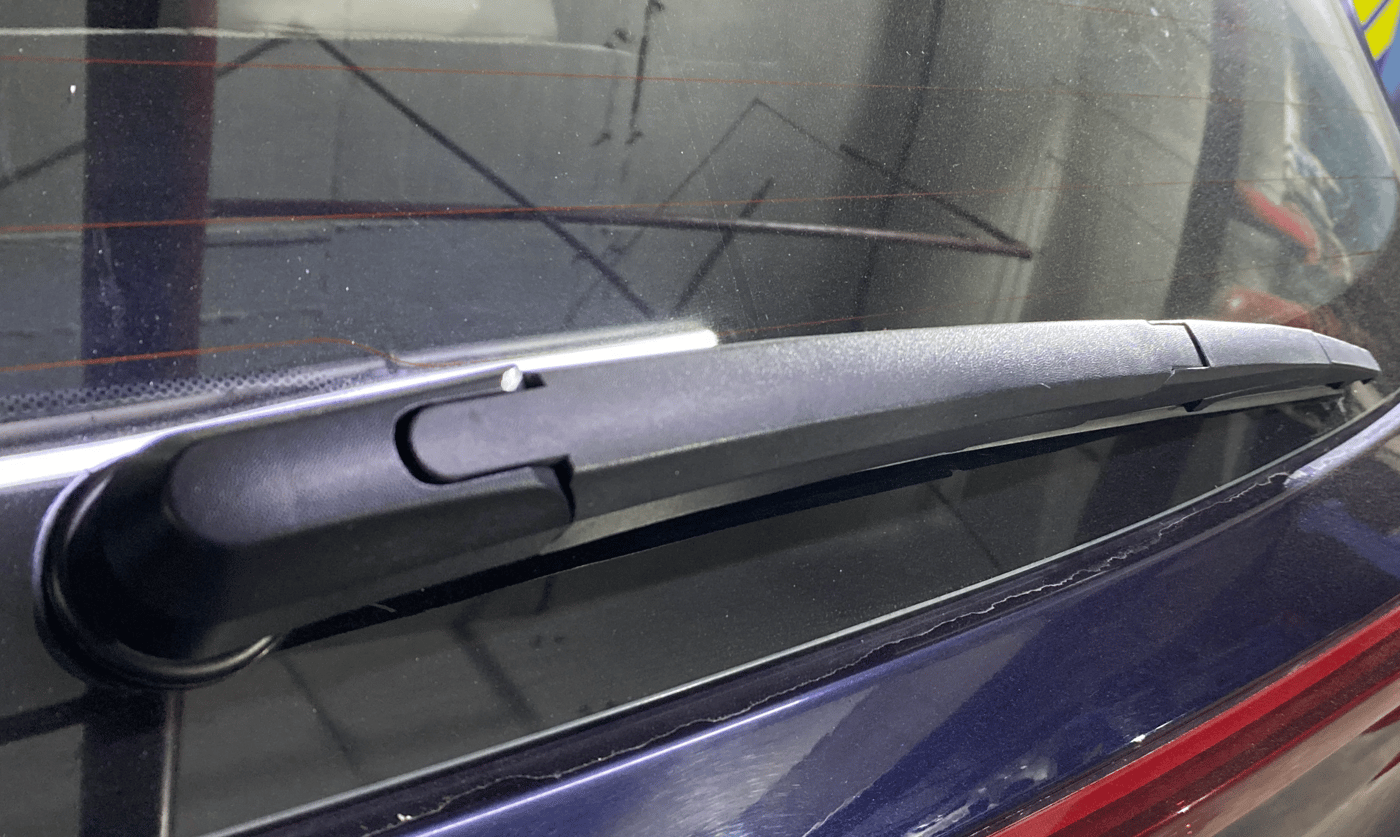 2022 KIA CARENS LUXURY PLUS 1.5 DIESEL AT 7 STR, Diesel, Automatic, 74,424 km, Rear Wiper