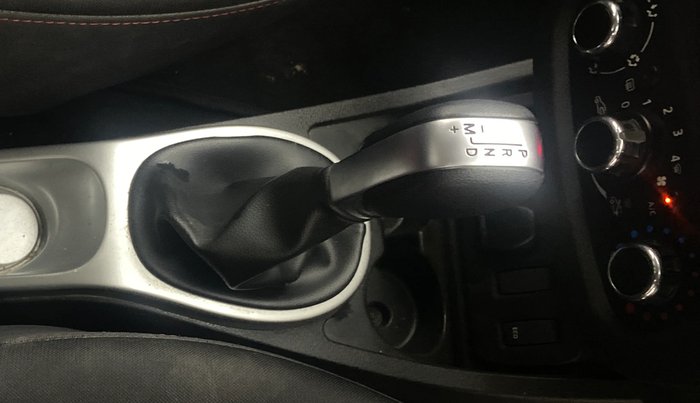 2018 Renault Duster RXS CVT, Petrol, Automatic, 46,667 km, Gear Lever