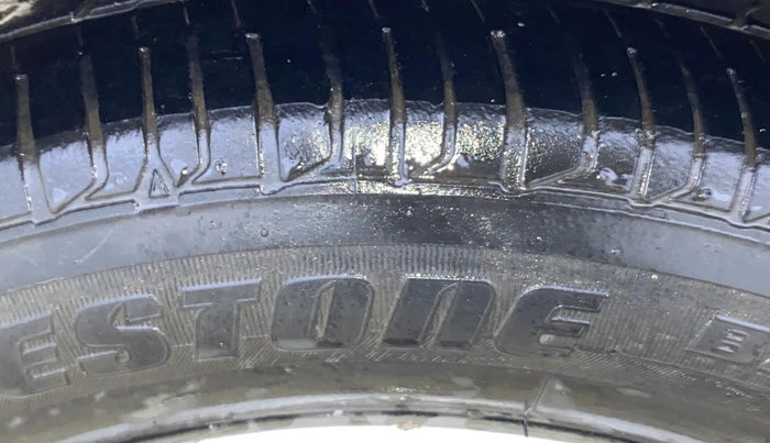 2016 Honda City 1.5L I-VTEC VX CVT, Petrol, Automatic, 40,365 km, Right Rear Tyre Tread