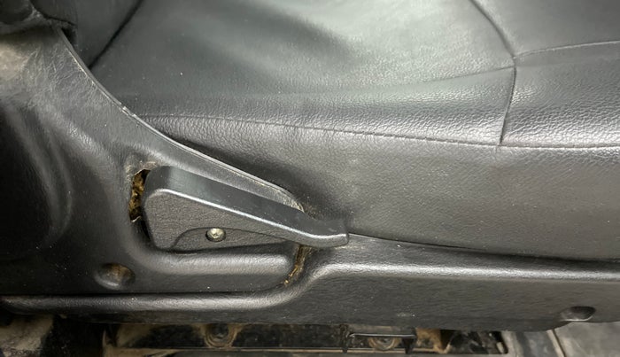 2019 Mahindra Thar CRDI 4x4 6str AC, Diesel, Manual, 34,107 km, Driver Side Adjustment Panel