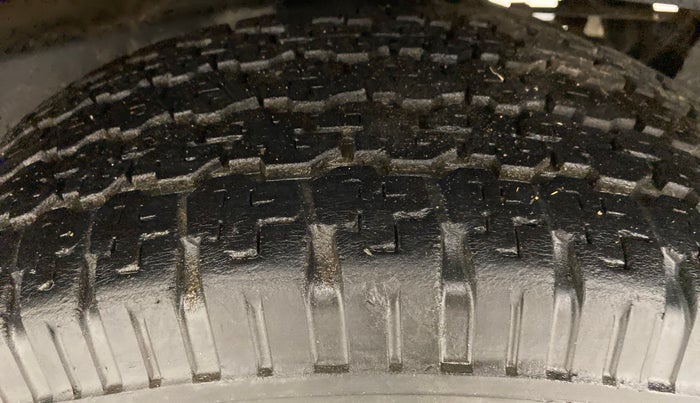 2019 Mahindra Thar CRDI 4x4 6str AC, Diesel, Manual, 34,107 km, Right Rear Tyre Tread