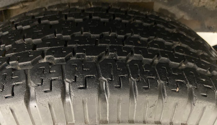 2019 Mahindra Thar CRDI 4x4 6str AC, Diesel, Manual, 34,107 km, Left Rear Tyre Tread