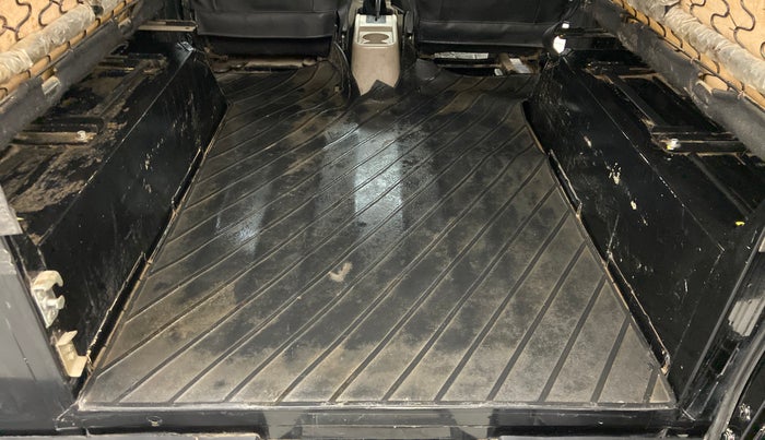 2019 Mahindra Thar CRDI 4x4 6str AC, Diesel, Manual, 34,107 km, Boot Inside