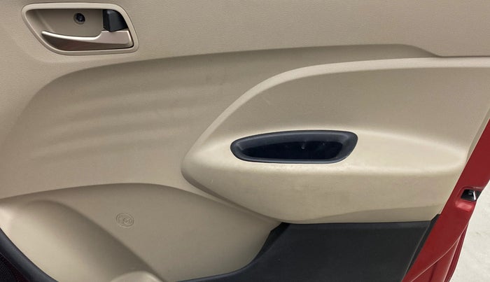 2021 Hyundai NEW SANTRO ASTA MT, Petrol, Manual, 27,904 km, Driver Side Door Panels Control