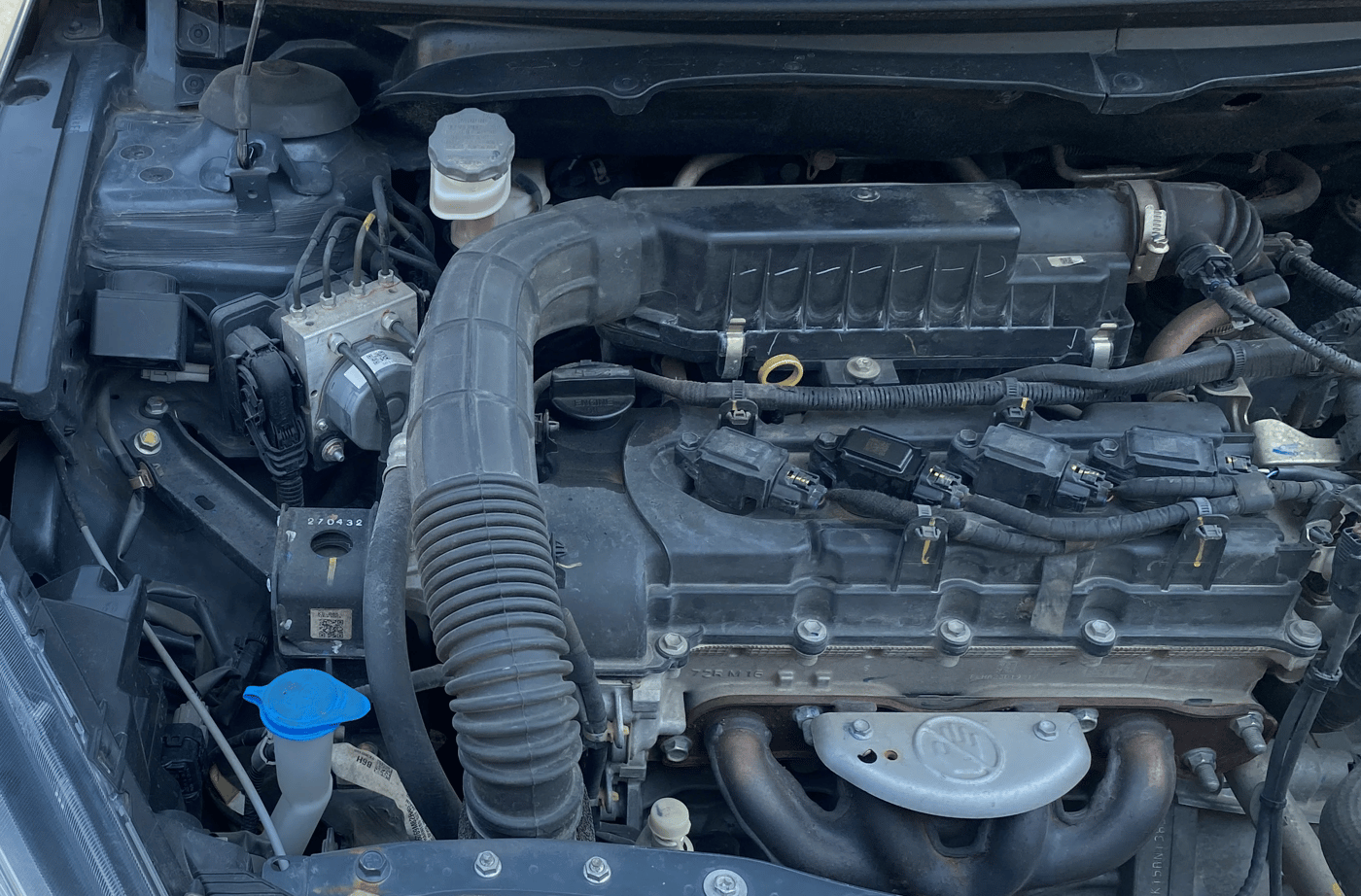 2023 Maruti Ciaz ZETA 1.5 SHVS MT PETROL, Petrol, Manual, 39,157 km, Engine View - Right