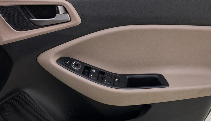 2018 Hyundai Elite i20 ASTA 1.2  CVT, CNG, Automatic, 93,294 km, Driver Side Door Panels Control