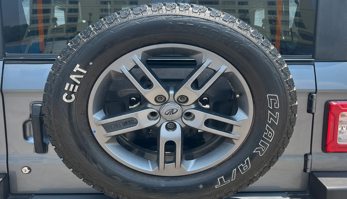 2022 Mahindra Thar LX HT PETROL 4WD MT, Petrol, Manual, 20,277 km, Spare Tyre