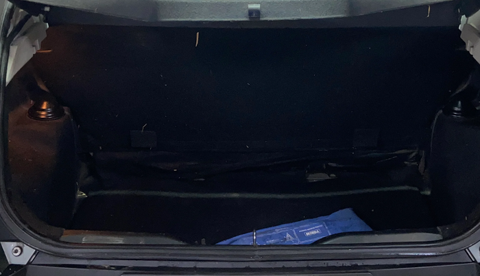 2022 Tata PUNCH ADVENTURE MT, Petrol, Manual, 56,215 km, Boot Inside