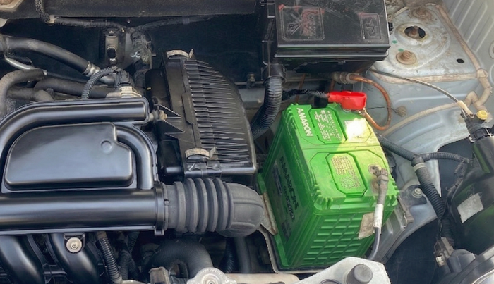 2018 Renault Kwid RXT 1.0 (O), Petrol, Manual, 27,015 km, Engine View - Left