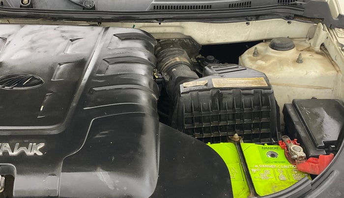 2019 Mahindra XUV500 W9, Diesel, Manual, 1,04,375 km, Engine View - Left