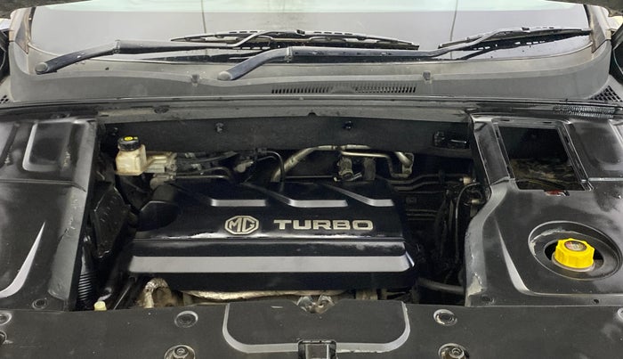 2019 MG HECTOR SMART HYBRID 1.5 PETROL, Petrol, Manual, 77,753 km, Engine View