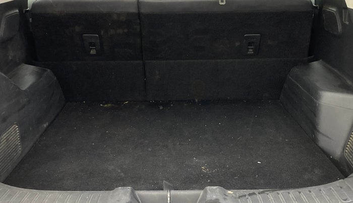 2019 MG HECTOR SMART HYBRID 1.5 PETROL, Petrol, Manual, 77,753 km, Boot Inside