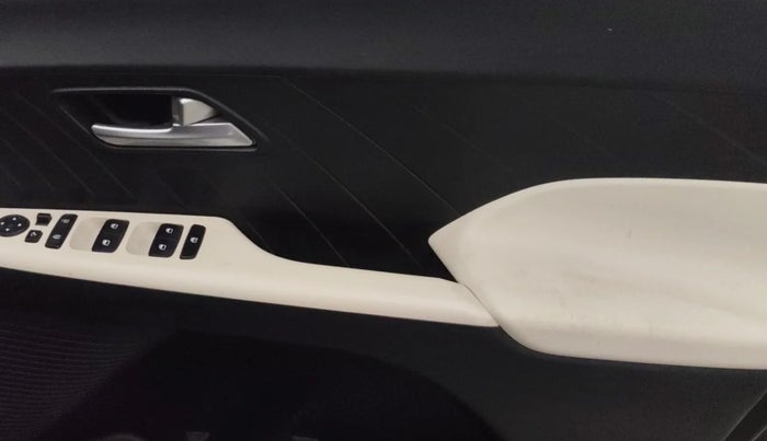 2023 Hyundai Verna SX 1.5 l MPI, Petrol, Manual, 45,949 km, Driver Side Door Panels Control