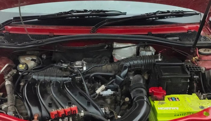 2018 Renault Duster RXS CVT, CNG, Automatic, 74,490 km, Engine View