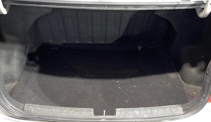 2014 Hyundai Xcent S 1.2, Petrol, Manual, 1,03,564 km, Boot Inside