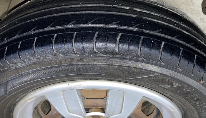 2015 Renault Kwid RXT 0.8, Petrol, Manual, 94,581 km, Left Rear Tyre Tread