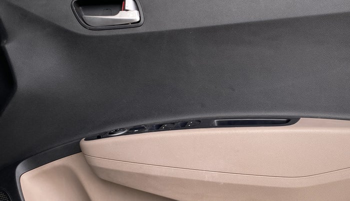 2016 Hyundai Grand i10 SPORTZ 1.2 KAPPA VTVT, Petrol, Manual, 15,427 km, Driver Side Door Panels Control