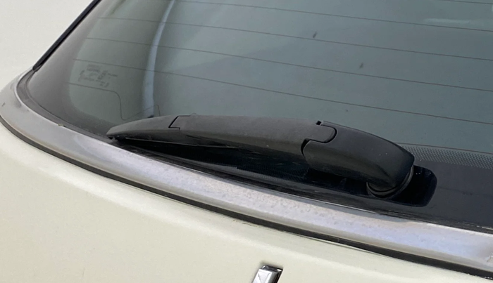 2018 Jeep Compass LIMITED 2.0 DIESEL, Diesel, Manual, 1,38,046 km, Rear Wiper