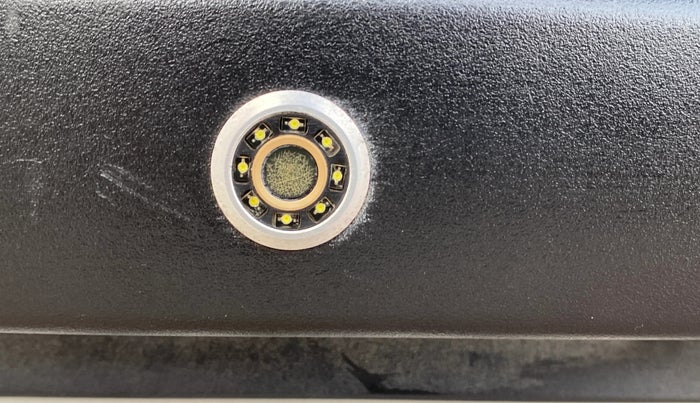 2022 Tata NEXON XMA SUNROOF PETROL, Petrol, Automatic, 90,073 km, Parking Camera