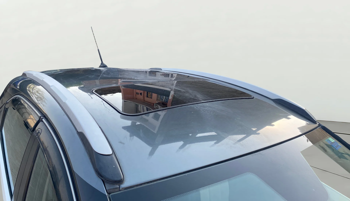 2022 Tata NEXON XMA SUNROOF PETROL, Petrol, Automatic, 90,073 km, Moonroof/ Sunroof