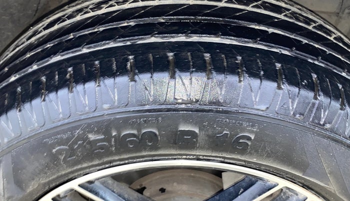 2021 Maruti Vitara Brezza ZXI PLUS AT SHVS, Petrol, Automatic, 29,322 km, Right Front Tyre Tread