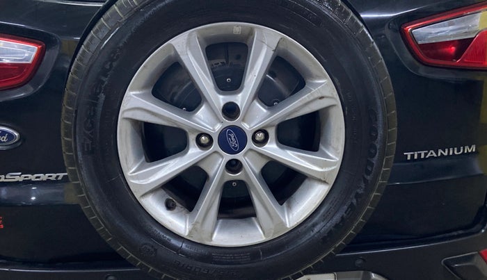 2019 Ford Ecosport TITANIUM 1.5L PETROL, Petrol, Manual, 1,23,326 km, Spare Tyre